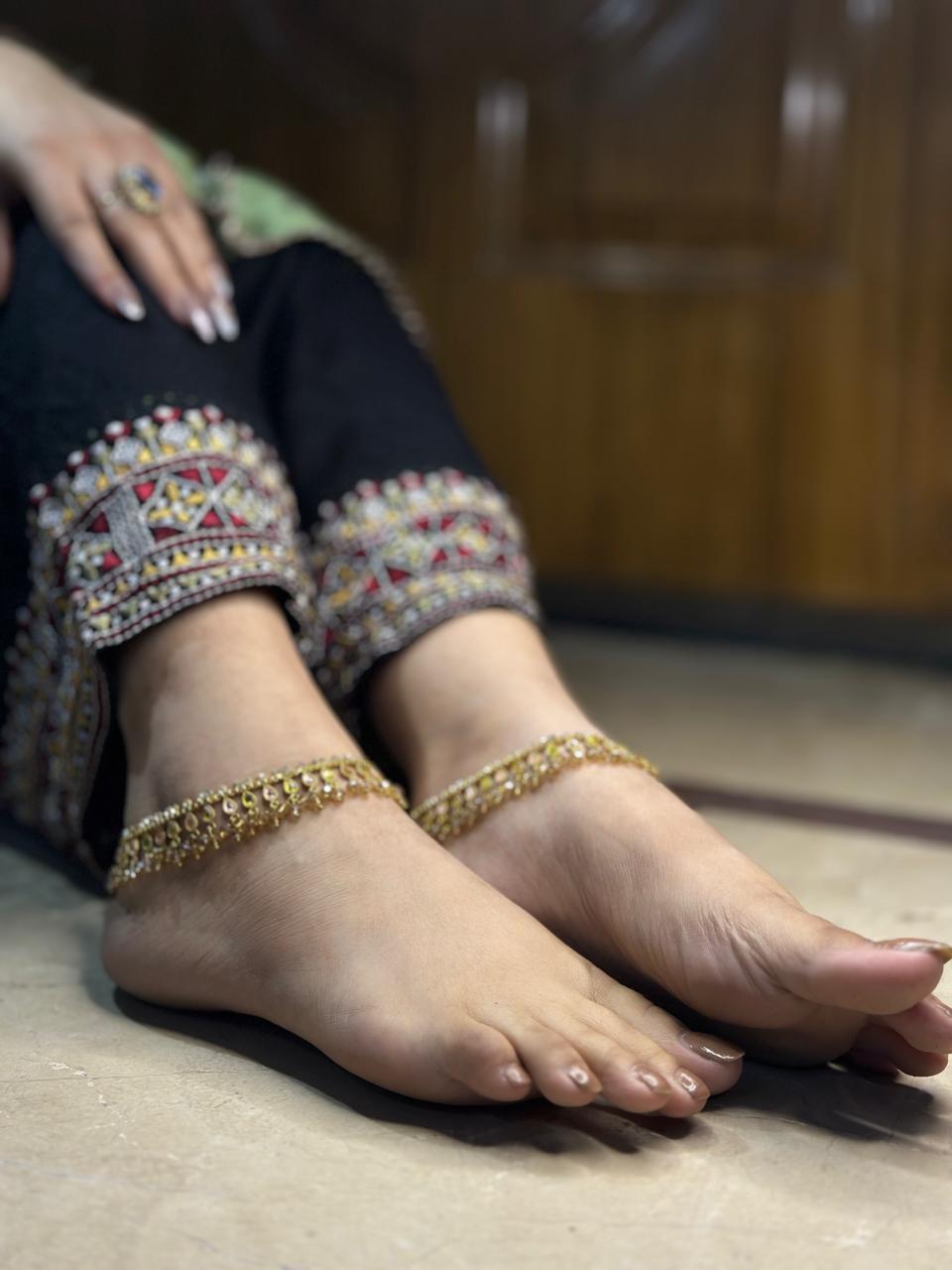 Elegant Crystal Drop Anklet