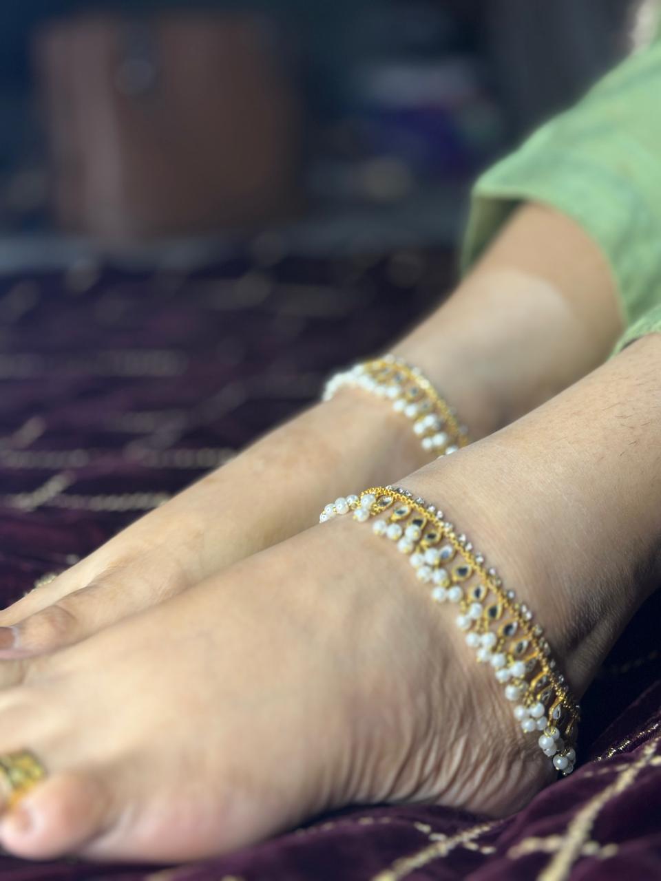Classic Pearl Charm Anklet