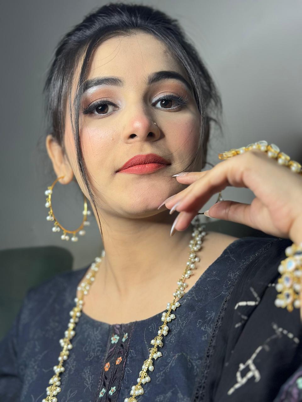 Elegant Pearl Jewelry Set