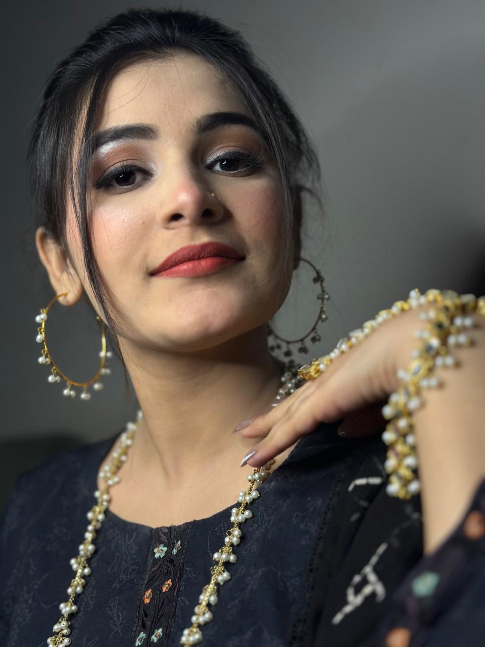 Elegant Pearl Jewelry Set
