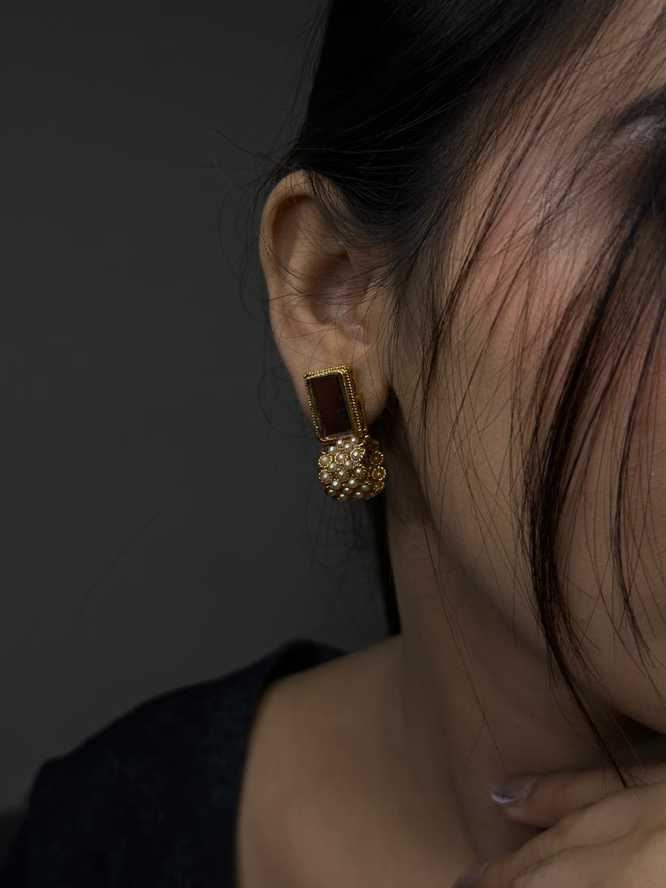 Noir Pearl Cluster Earrings